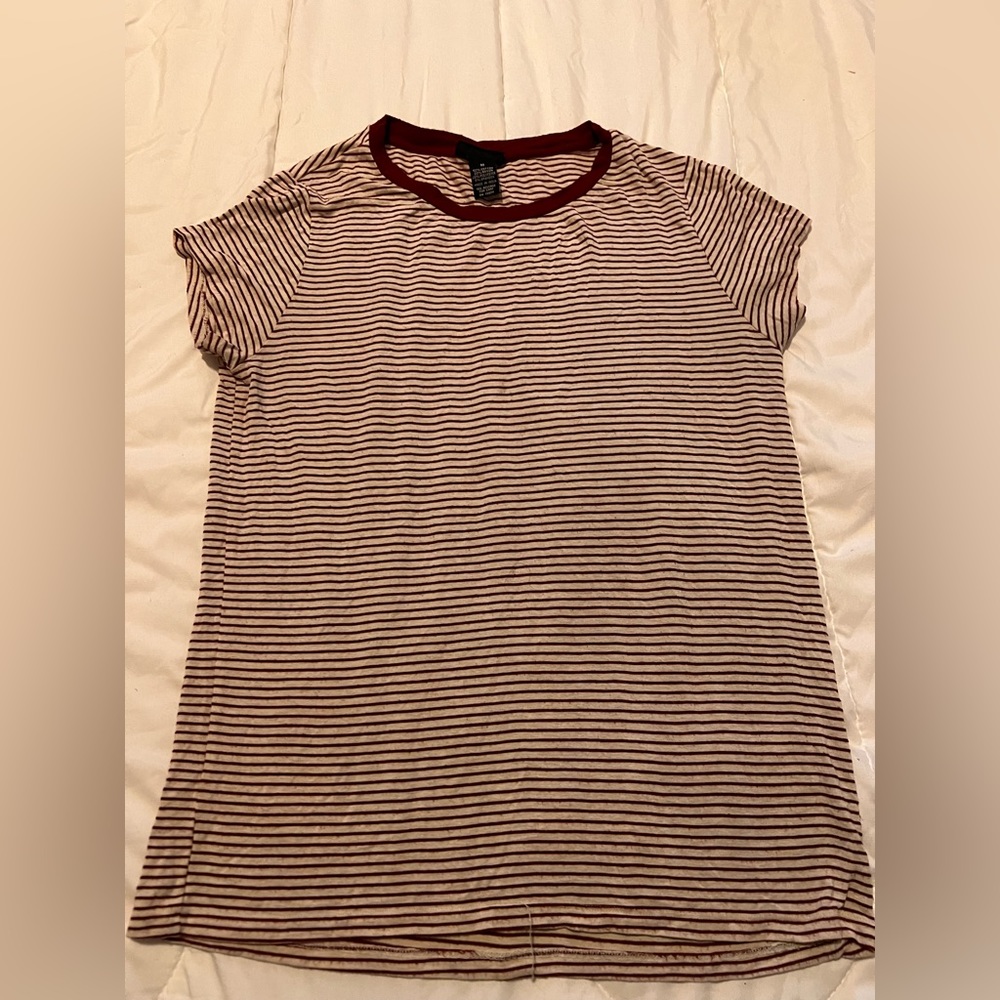 loose tee